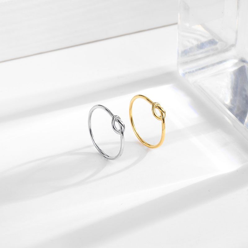 Titan Stahl 18 Karat Vergoldet Einfacher Stil Überzug Einfarbig Knoten Titan Stahl Ringe