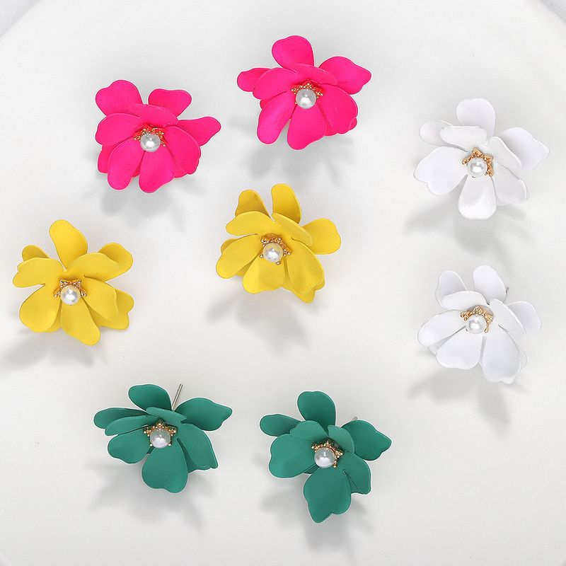 Sucré Fleur Alliage Peinture En Aérosol Femmes Boucles D'oreilles