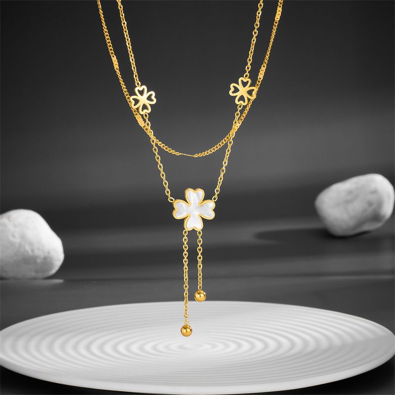Titan Stahl 18 Karat Vergoldet Einfacher Stil Überzug Vierblättriges Kleeblatt Acryl Geschichtete Halskette