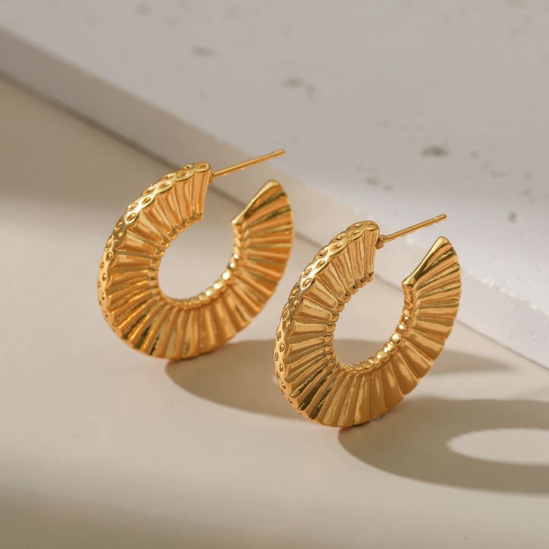 1 Pair Retro Round Copper Plating 18k Gold Plated Ear Studs