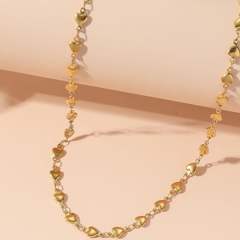 Elegant Einfacher Stil Herzform Titan Stahl Überzug 18 Karat Vergoldet Halskette