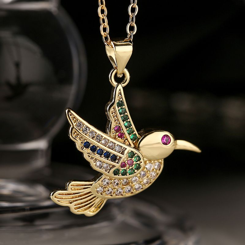 Einfacher Stil Pendeln Vogel Kupfer 18 Karat Vergoldet Zirkon Halskette Mit Anhänger In Masse