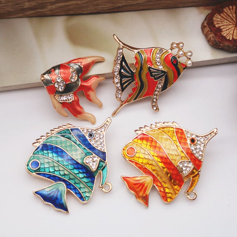 Ethnic Style Beach Fish Alloy Inlay Artificial Gemstones Unisex Brooches