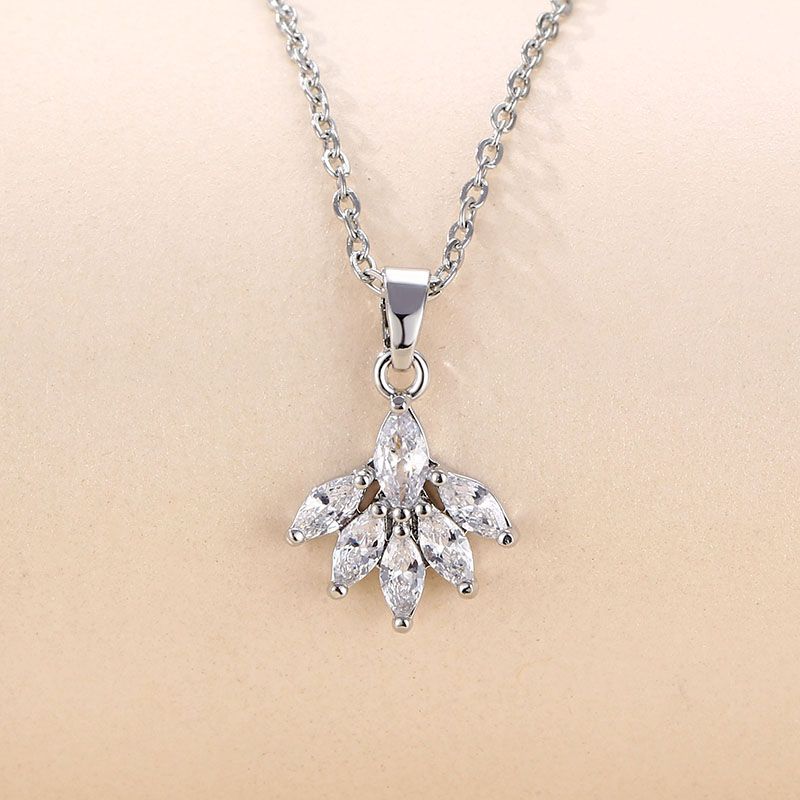 Stainless Steel White Gold Plated Elegant Plating Inlay Leaf Zircon Pendant Necklace