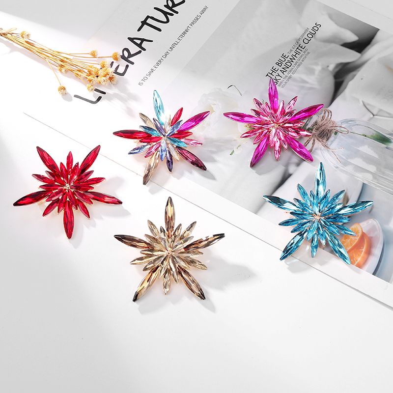 Shiny Star Flower Alloy Inlay Acrylic Women's Brooches