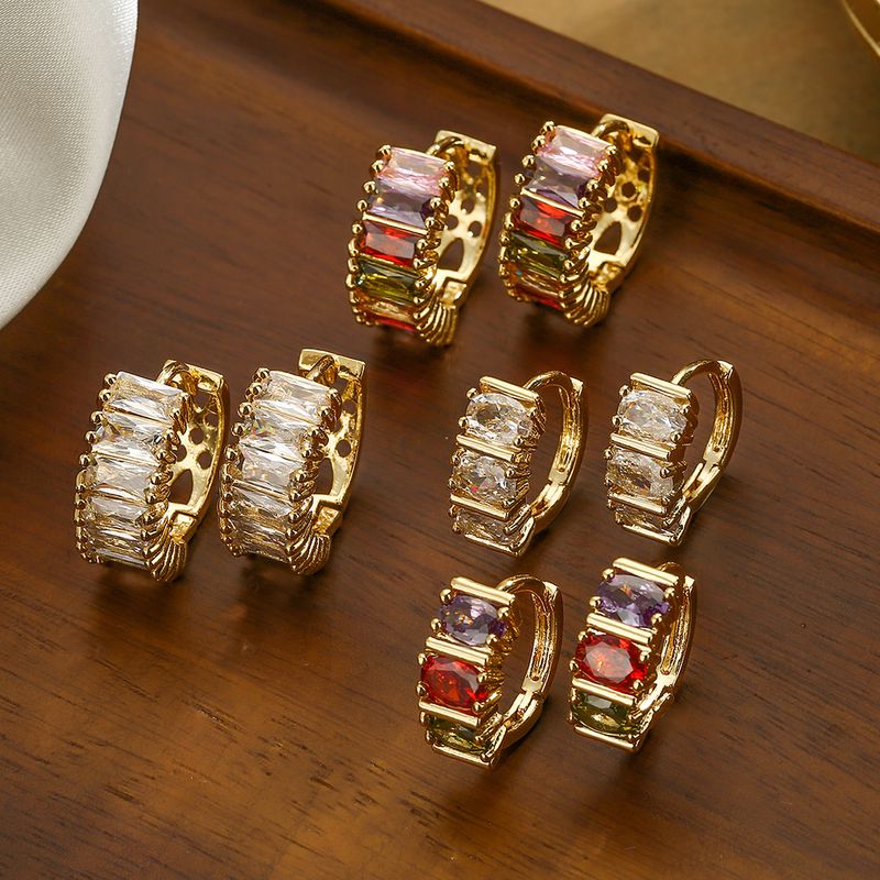 1 Paar Glänzende Quadratische Ovale Kupferplatte Einlege Zirkon 18k Vergoldete Reifen Ohrringe