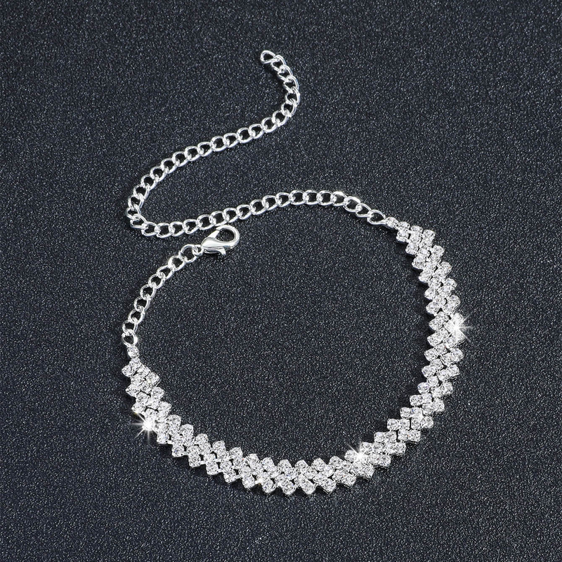 Elegante Brillante Geométrico Color Sólido Metal Embutido Diamantes De Imitación Mujeres Pulsera