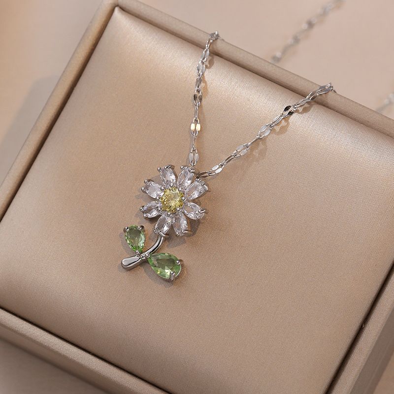 Basic Modern Style Flower Titanium Steel Plating Inlay Zircon Pendant Necklace