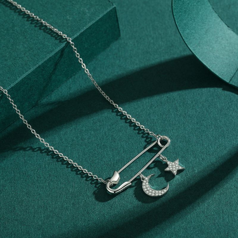 Lässig Einfacher Stil Büroklammer Stern Mond Sterling Silber Überzug Inlay Zirkon Überzogen Mit Rhodium Halskette