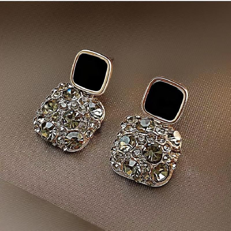 Simple Style Geometric Alloy Plating Inlay Rhinestones Women's Drop Earrings