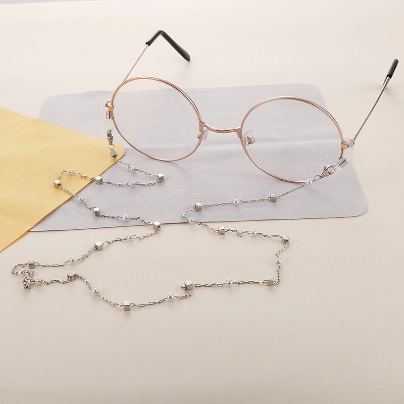 Elegant Heart Shape Stainless Steel Imitation Pearl Women's Glasses Chain