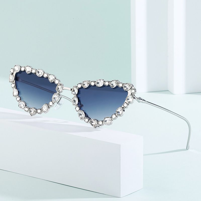 Décontractée Couleur Unie Pc Oeil De Chat Diamant Plein Cadre Femmes De Lunettes De Soleil