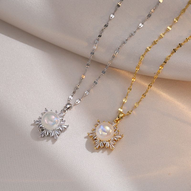 Streetwear Flower Titanium Steel Inlay Artificial Pearls Zircon Pendants Pendant Necklace