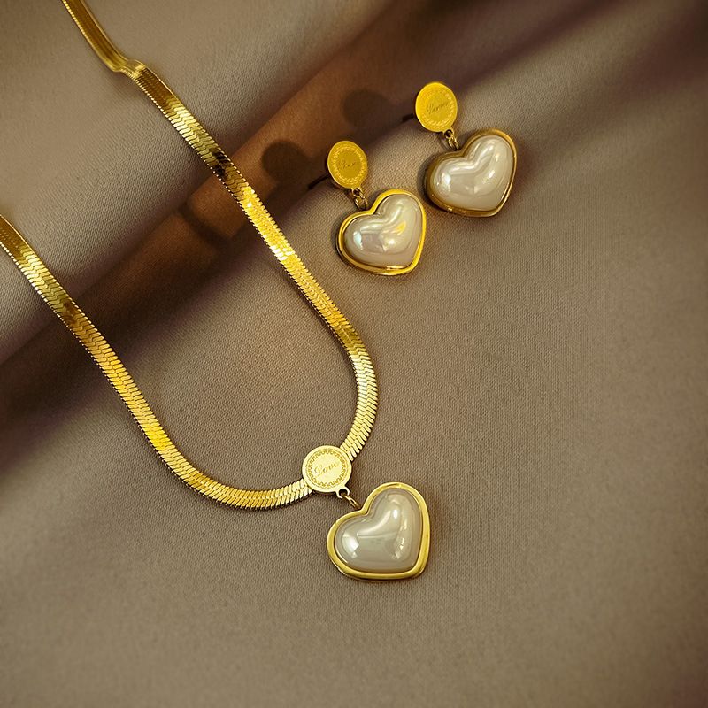 304 Stainless Steel 18K Gold Plated Elegant Simple Style Plating Inlay Heart Shape Plastic Earrings Necklace