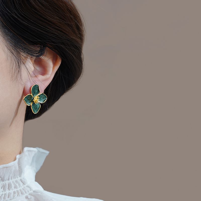 Élégant Style Coréen Fleur Alliage Femmes Boucles D'oreilles