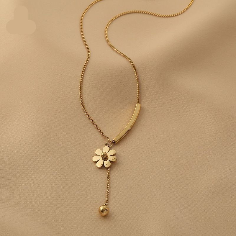 304 Stainless Steel 18K Gold Plated Vintage Style Sweet Plating Daisy Pendant Necklace
