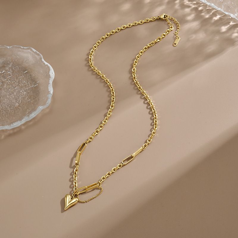 Edelstahl 304 18 Karat Vergoldet Süss Einfacher Stil Überzug Kette Herzform Halskette Mit Anhänger