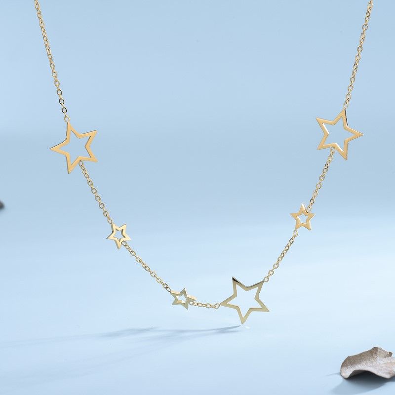 Décontractée Style Classique Star Acier Au Titane Placage Plaqué Or 18k Collier