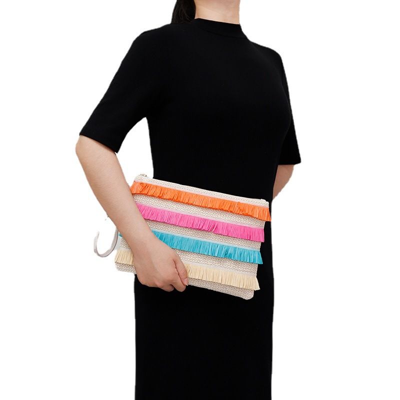 Women's Medium All Seasons Straw Classic Style Envelope Bag
