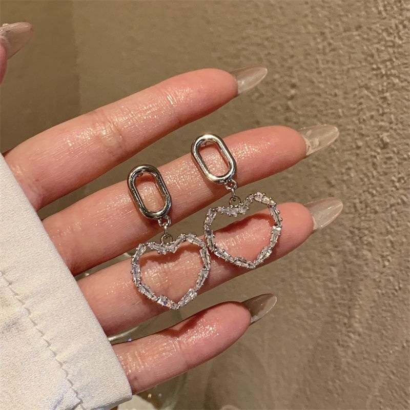 Ig Style Simple Style Heart Shape Alloy Copper Hollow Out Inlay Rhinestones Women's Drop Earrings Ear Clips