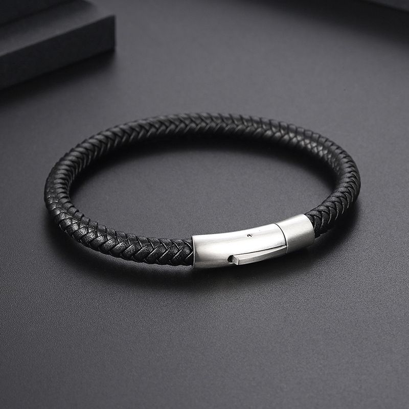 Retro Simple Style Streetwear Solid Color Leather Men's Wristband