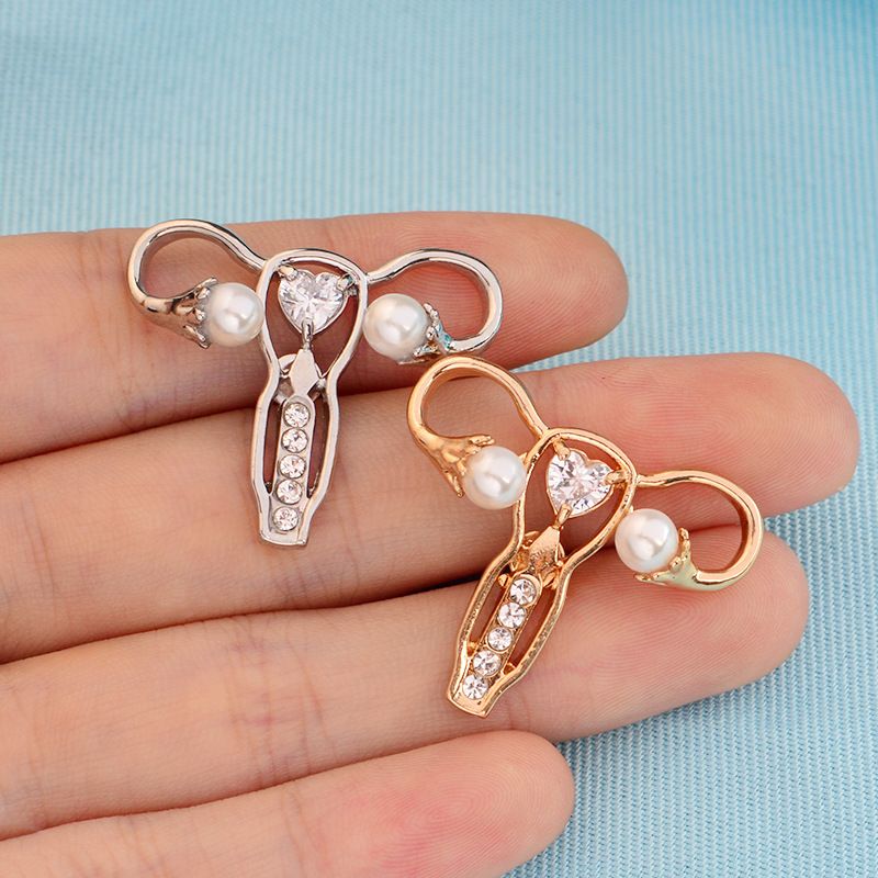 Casual Streetwear Heart Shape Alloy Plating Inlay Artificial Pearls Zircon Women's Brooches