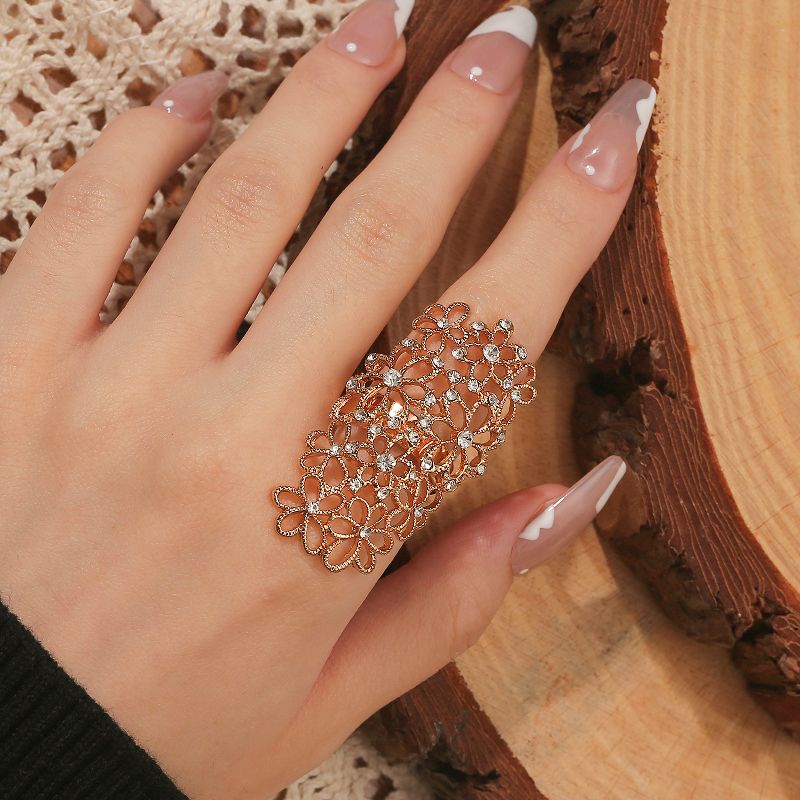 Wholesale Jewelry Ethnic Style Solid Color Alloy Rhinestones Inlay Rings