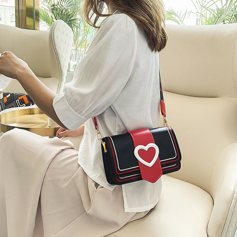 Women's Small Pu Leather Color Block Heart Shape Elegant Basic Streetwear Square Lock Clasp Shoulder Bag Crossbody Bag