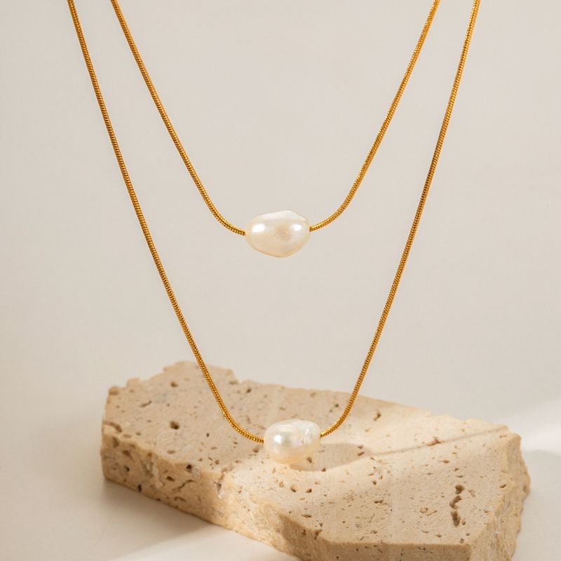 Einfacher Stil Geometrisch Rostfreier Stahl Überzug Süßwasserperle 18 Karat Vergoldet Geschichtete Halskette