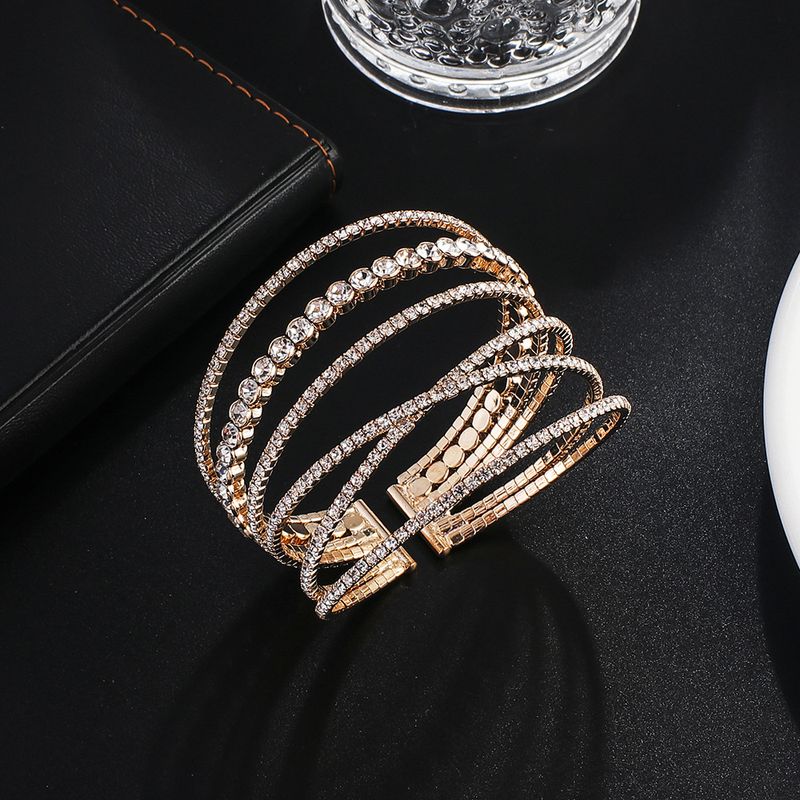 Style De Fée Couleur Unie Strass Placage Femmes Bracelets Manchette