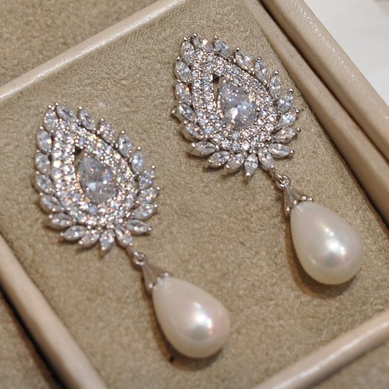 Elegant Luxurious Lady Geometric Imitation Pearl Copper Inlay Zircon Women's Drop Earrings