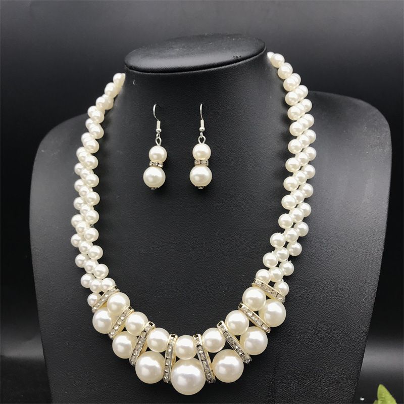 Vintage Style Solid Color Arylic Imitation Pearl Wholesale Necklace