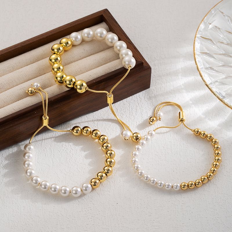 Ig Style Classic Style Round Imitation Pearl Copper 18k Gold Plated Bracelets In Bulk