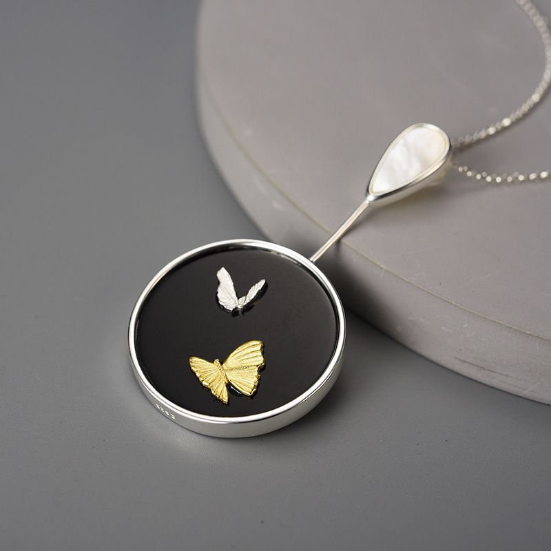 Wholesale Chinoiserie Elegant Water Droplets Butterfly Sterling Silver Inlay Agate Shell Pendant Necklace