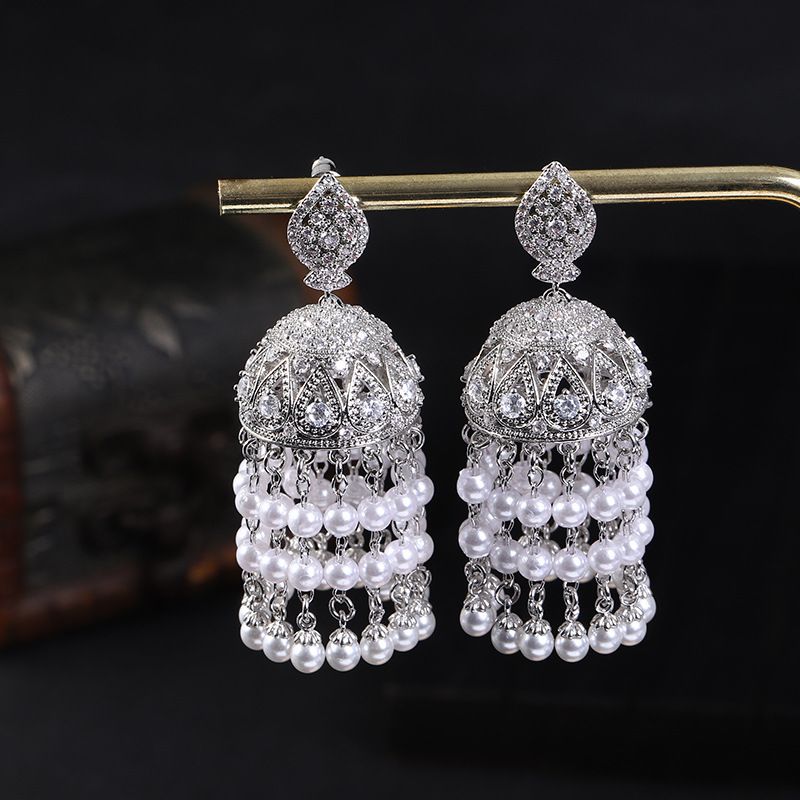 1 Paire Luxueux Perlé Gland Incruster Le Cuivre Zircon Boucles D'oreilles Lustre	 Boucles D'oreilles