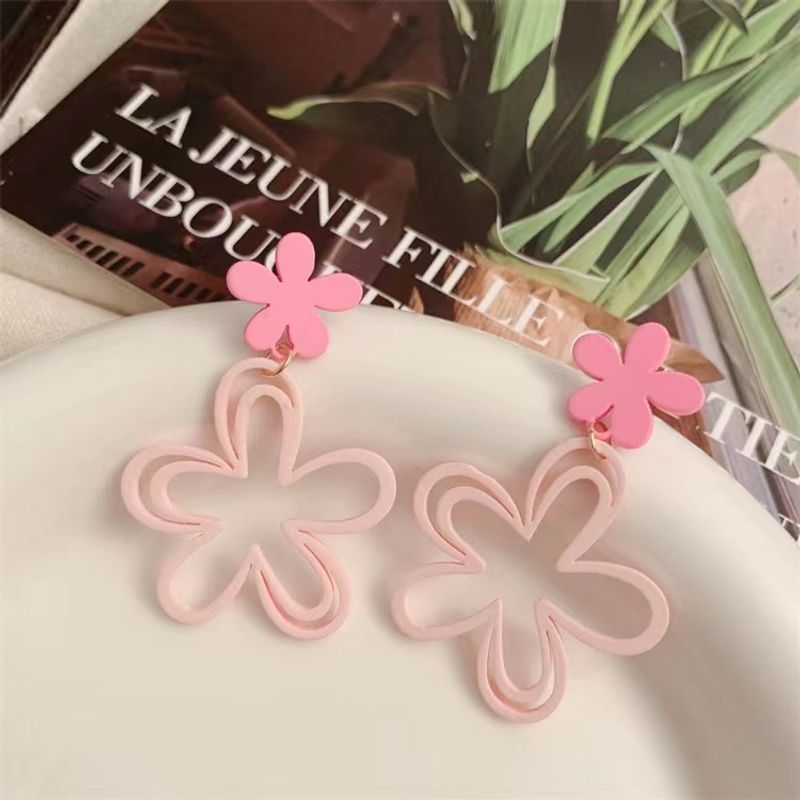 1 Pair Sweet Simple Style Flower Plastic Resin Drop Earrings