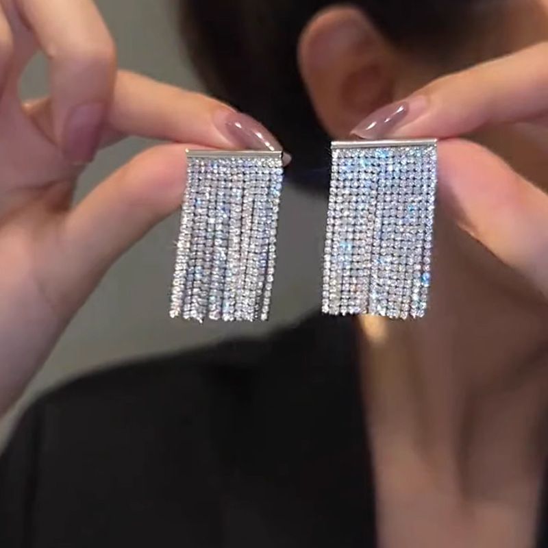 1 Par Estilo Coreano Cuadrado Embutido Aleación Diamantes De Imitación Pendientes De Gota