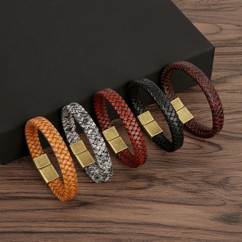 Hip-Hop Streetwear Solid Color Alloy Leather Handmade Braid Men'S Bangle