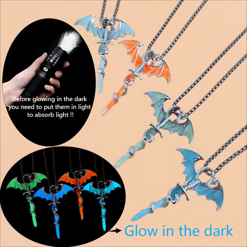 Retro Streetwear Dragon Alloy Luminous Plating Men's Pendant Necklace