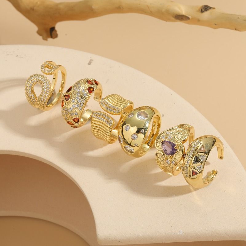 Elegant Luxuriös Herzform Kupfer Überzug Inlay Zirkon 14 Karat Vergoldet Offener Ring