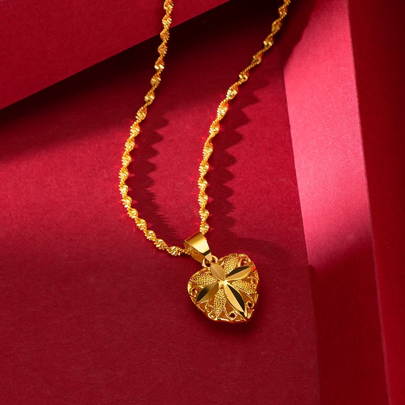Klassischer Stil Herzform Messing Überzug Vergoldet Halskette Mit Anhänger