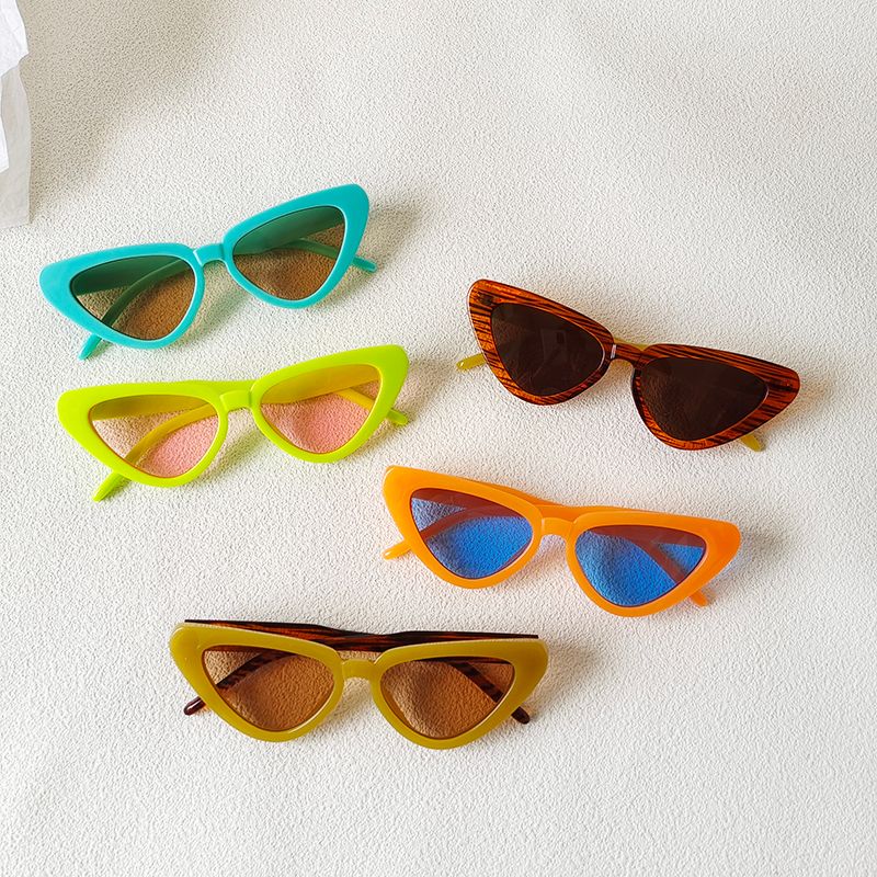 Retro Sweet Commute Solid Color Pc Resin Cat Eye Full Frame Women's Sunglasses