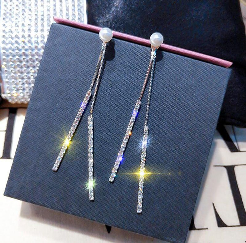 1 Pair Elegant Shiny Tassel Plating Inlay Alloy Artificial Diamond Drop Earrings