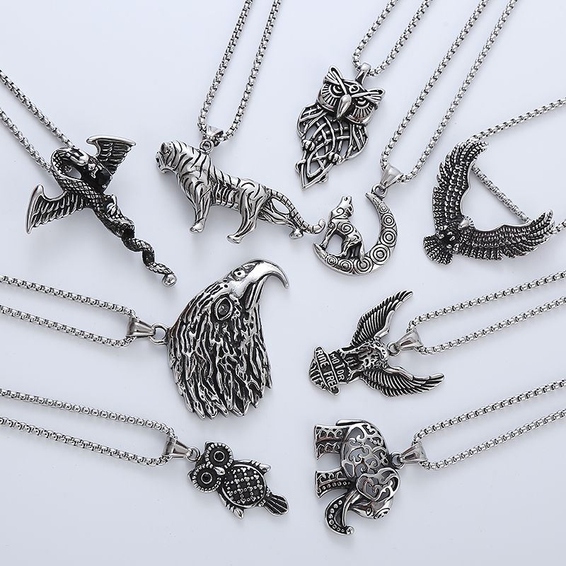 Vintage Style Punk Streetwear Moon Eagle 304 Stainless Steel No Inlaid Men'S Necklace Pendant