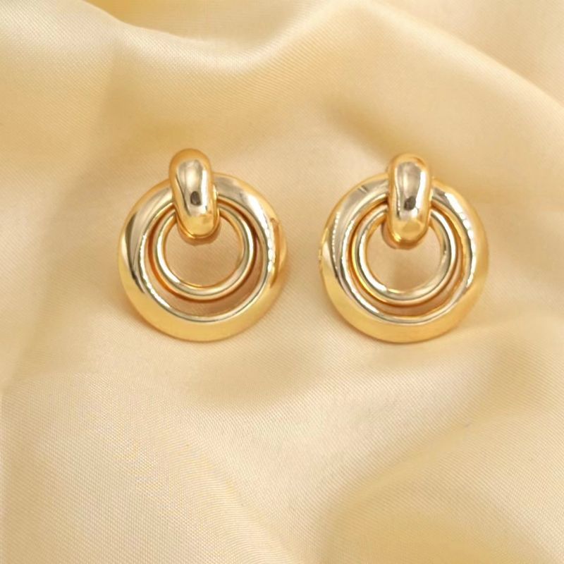 1 Par Ropa De Calle Circulo Enchapado Metal Pendientes