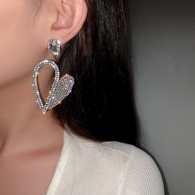 1 Pair Elegant Lady Heart Shape Inlay Alloy Rhinestones Drop Earrings