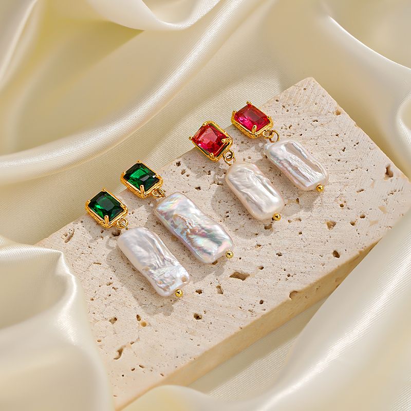 1 Paar Retro Barocker Stil Pendeln Quadrat Überzug Inlay Barocke Perlen Kupfer Künstlicher Kristall 14 Karat Vergoldet Tropfenohrringe