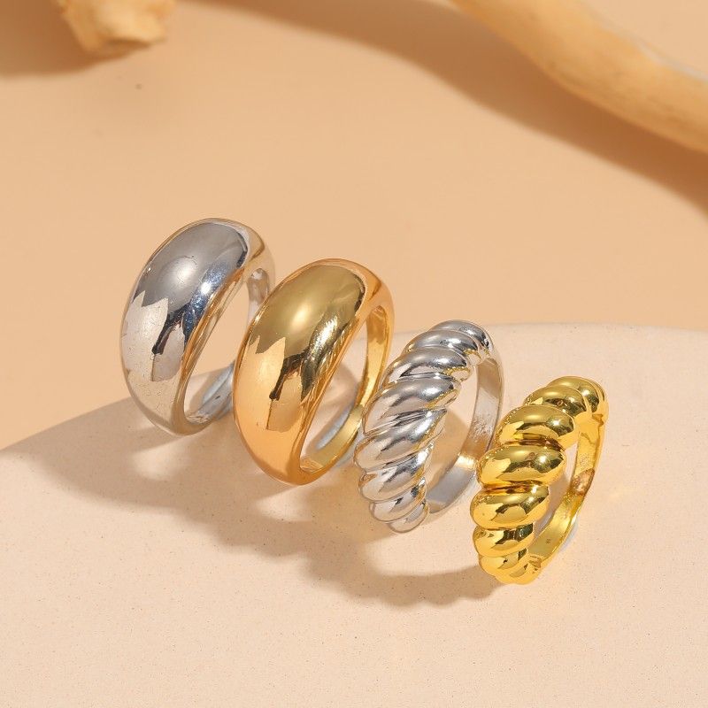 Elegant Luxurious Classic Style Solid Color Copper 14k Gold Plated Rings In Bulk