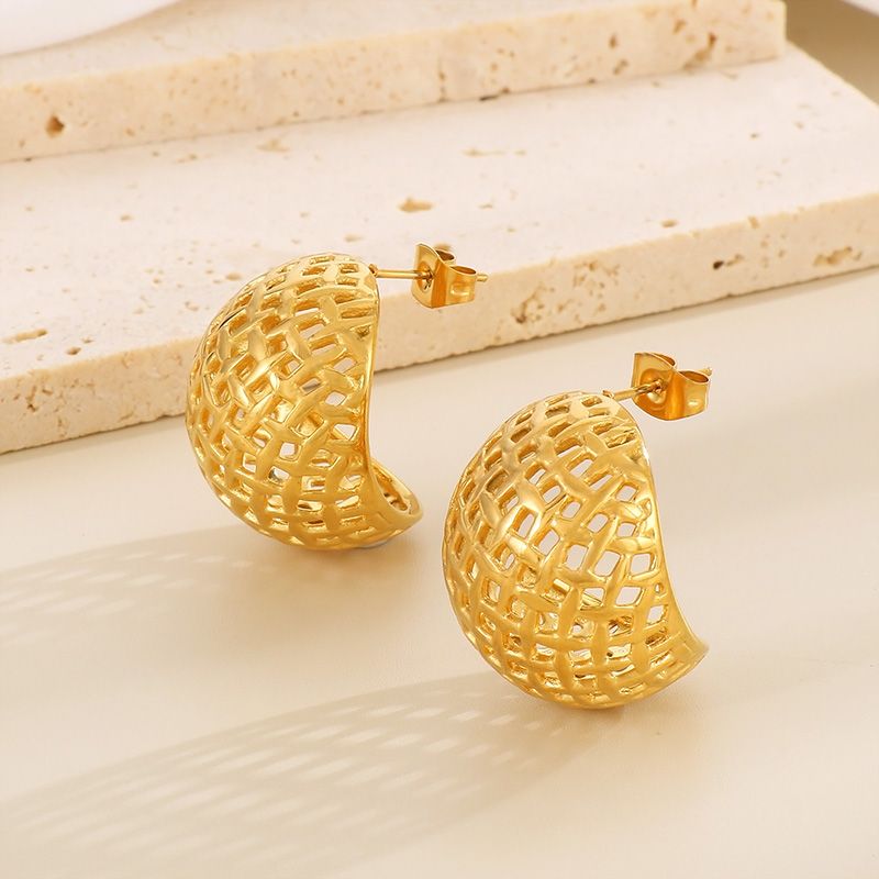 1 Par Estilo Moderno Forma De C Enchapado Acero Inoxidable Chapados en oro de 18k Pendientes