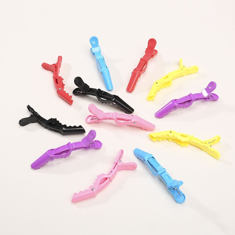 Simple Style Solid Color Plastic Spray Paint Hair Clip